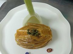 -粤凤佬