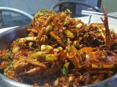 -凤凰路何眼镜香辣蟹(花果园店)