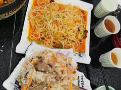 -撒拉人家.酸菜牦牛肉火锅