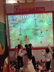 -哈尼鹿儿童乐园(长沙梅溪湖步步高店)