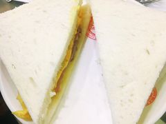 牛肉鸡蛋三文治-义顺牛奶公司(庇利金街店)