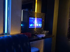 -温莎KTV(珠江路店)
