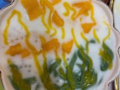 士多啤梨芒果绿茶拉面-甜心妈妈·榴莲星级糖水(北京路总店)
