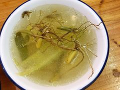 石橄榄炖鸡-洪大厨鸡煲(福田店)