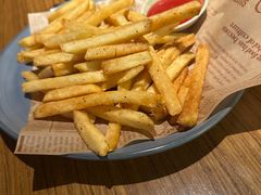 -MARU玛露音乐餐厅(大学路店)