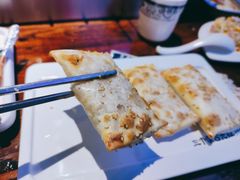 蒙古传统现烤包子-三个蒙古大叔羊肉串(大宁店)