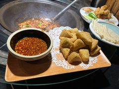 -挂旗柴锅鸡(蚌山区嘉年华店)