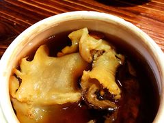 黑蒜花膠杞子燉竹絲雞-黄祥华养生堂·炖汤·营养蒸饭(岭南天地店)