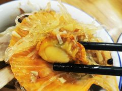 蒜蓉粉丝蒸扇贝-明记海鲜大排档(巽寮湾店)
