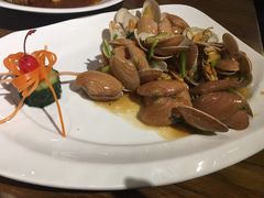 -宝燕海货工场(长江国际店)