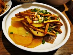 -二孃鸡爪爪(东风路总店)