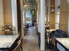 大堂-红辣椒陶氏丝娃娃(南国花锦店)