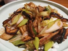 葱爆双菌-禾珍珠家常小馆(河南博物院店)