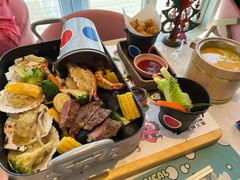 -水桶王国主题餐厅·聚会·生日派对·亲子活动·家庭套餐(亚龙湾希尔顿店)