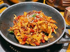 擂辣椒烧手撕鸡-吃饭皇帝大(合生汇店)