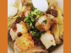 鱼丸鲜肉馄饨-手劲鱼丸馄饨铺(哈一百店)