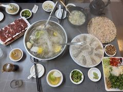 -官塘陈记鱼生·潮汕砂锅粥·牛肉火锅(潮枫路总店)