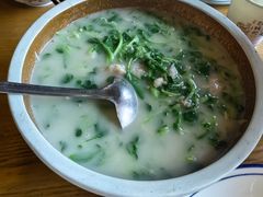 -小洞天柴火土菜馆