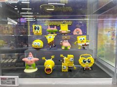 -泡泡玛特POPMART (北京超极合生汇店)