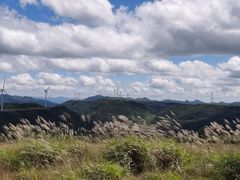 -龙里油画大草原旅游区