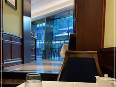 靠窗位-COVA(平安金融中心店)