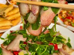 -大众跷脚牛肉馆·非遗传承单位(峨眉山店)