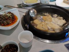 鸡肉-百年果林椰子鸡(中洲店)