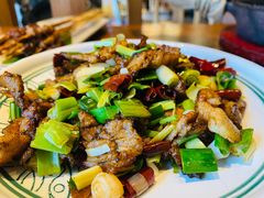 -云海肴·汽锅鸡·云南菜(天山百盛优客店)