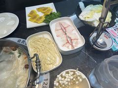 -江小渔鲜鱼火锅(西二道街店)