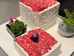 -左庭右院鲜牛肉火锅黑金店(陆家嘴中心店)