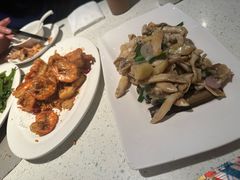-肥仔文澳门猪骨煲(南京西路店)