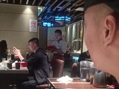 大堂-海底捞火锅鲜切牛肉主题店(长寿路店)