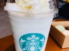 -星巴克臻选(盐城金鹰聚龙湖店)