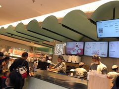 -奈雪的茶(亨特国际广场店)