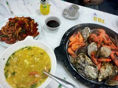 -巧克力渔家.小船海鲜胶东菜(万平口店)