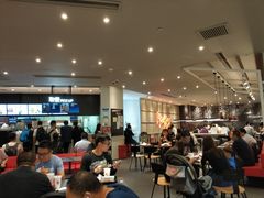 大堂-肯德基(虹桥机场T2北指廊精选外卖点店)