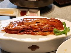 悦融·酥香嫩烤鸭-悦融琥珀·京鲁菜·海味珍品(西单店)