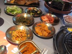 -轻烧烤肉(光谷步行街店)