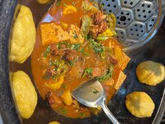 -袁小二大东北铁锅炖(吉祥村总部)