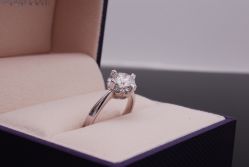 _DSC5637-威德钻石-克拉钻大本营(南京东路店)