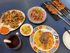-伊带伊路新疆美食府(呼家楼店)