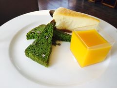 -LENBACH兰巴赫西餐啤酒坊(大连星海广场店)