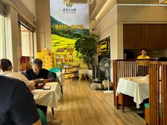 -山顶沙河粉-粤菜馆(凯旋店)