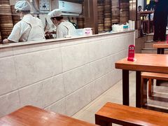 -莱莱小笼·乔艾