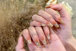 -M·X Nail日式美甲美睫