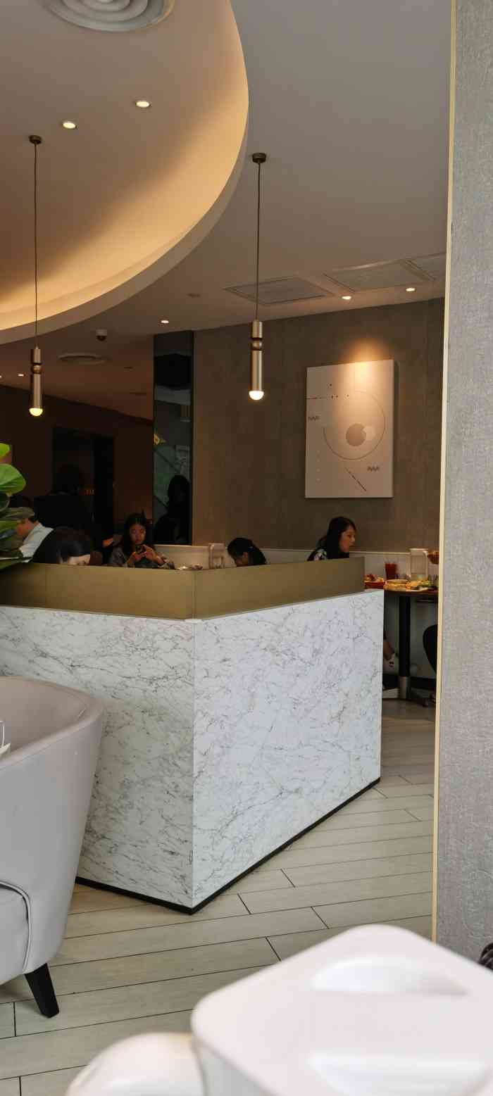 必胜客(领秀城店)-"深秋了,夜幕降临,肚子饿了,就想吃点儿西.