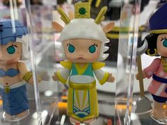 -泡泡玛特POPMART(侨福芳草地店)