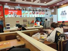 -顺溜·手工刀削面·黑金店(铜锣湾店)