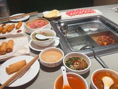 -海底捞火锅(珠影星光城夜宵主题店)