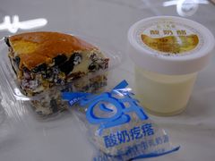 -正飞鲜奶(吐鲁番路店)